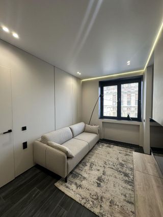 m. Ploschad trekh vokzalov: Apartment, 2-rooms