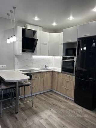 m. Fiztekh: Apartment, studio