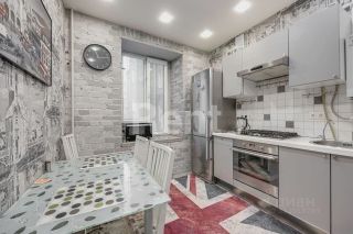 m. Sretensky bulvar: Apartment, 2-rooms