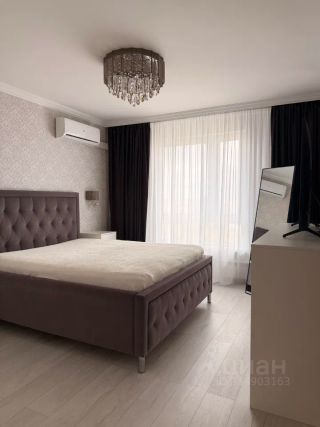 m. Molodezhnaya: Apartment, 2-rooms