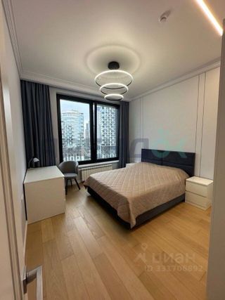 m. Aminyevskaya: Apartment, 3-rooms