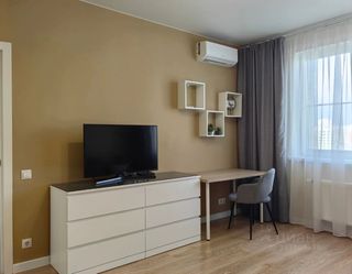 m. Lukhmanovskaya: Apartment, 1-rooms