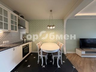 m. Annino: Apartment, 3-rooms