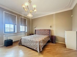 m. Mayakovskaya: Apartment, 4-rooms