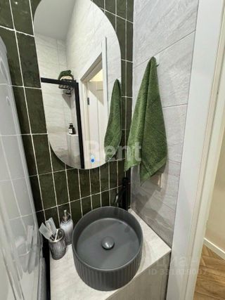 m. ZIL: Apartment, 1-rooms