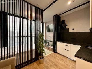 m. Maryina Roscha: Apartment, studio