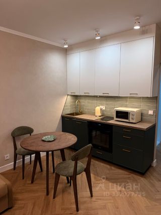 m. Park Pobedy: Apartment, studio