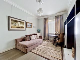 m. Okhotny ryad: Apartment, 5-rooms