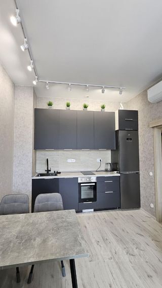 m. ZIL: Apartment, studio