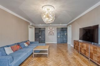 m. Belorusskaya: Apartment, 3-rooms
