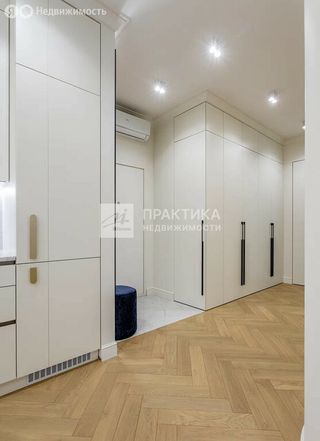 m. Ulitsa 1905 goda: Apartment, 3-rooms