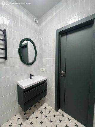 m. ZIL: Apartment, 1-rooms