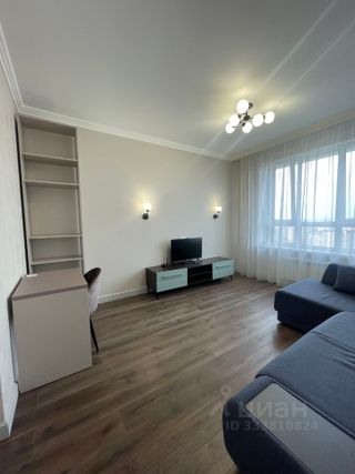 m. Lukhmanovskaya: Apartment, 3-rooms