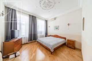 m. Chekhovskaya: Apartment, 3-rooms