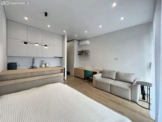 m. Zorge: Apartment, studio