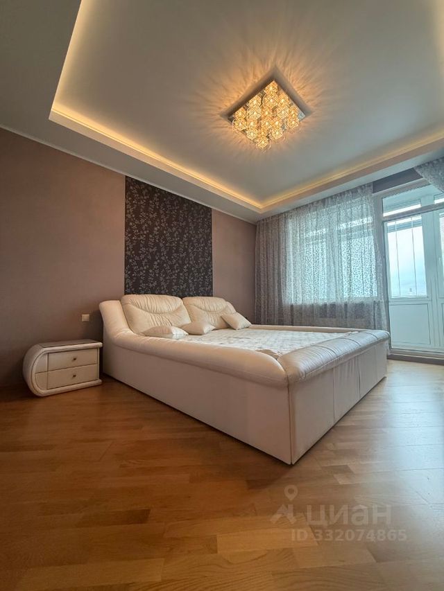 m. Zorge: Apartment, 3-rooms