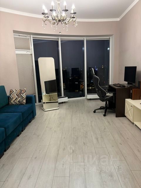 m. Dubrovka: Apartment, 2-rooms