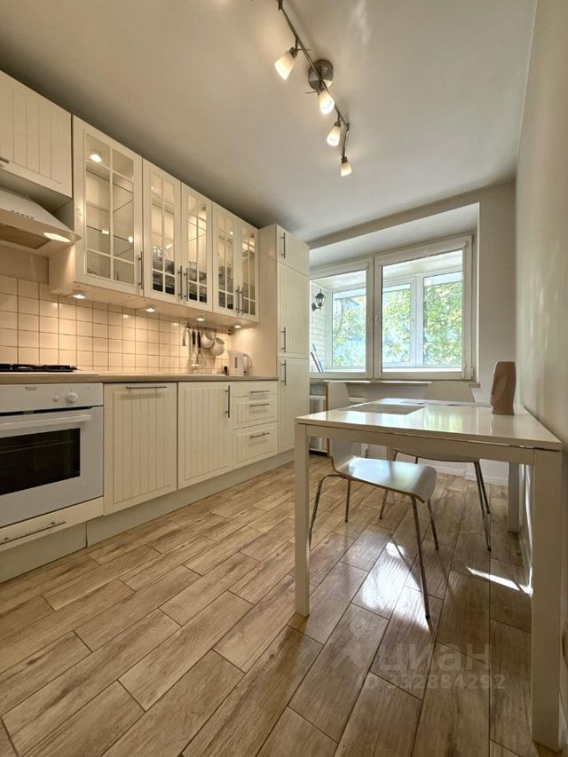 m. Ulitsa 1905 goda: Apartment, 1-rooms