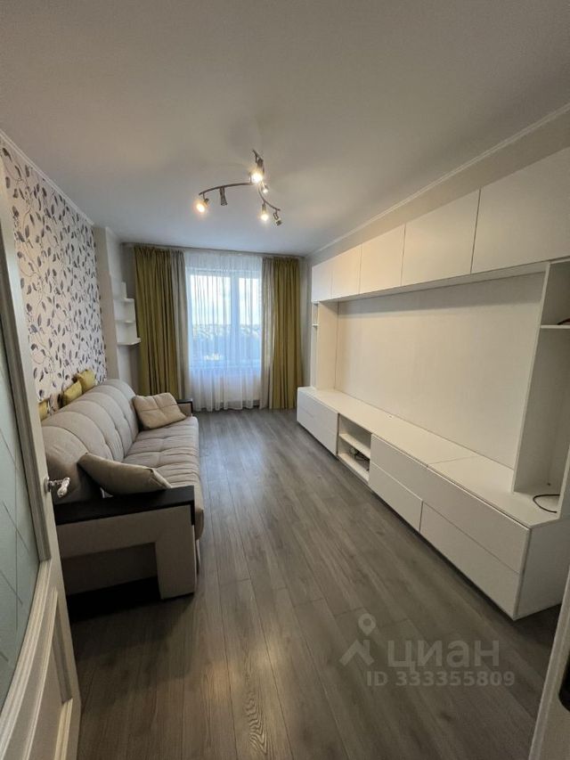 m. Opalikha: Apartment, 2-rooms