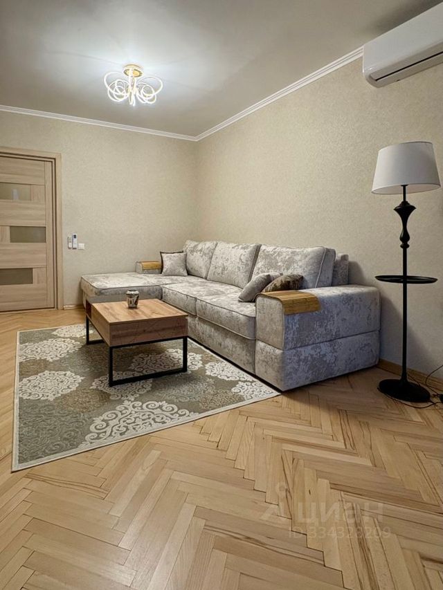 m. Ulitsa 1905 goda: Apartment, 2-rooms