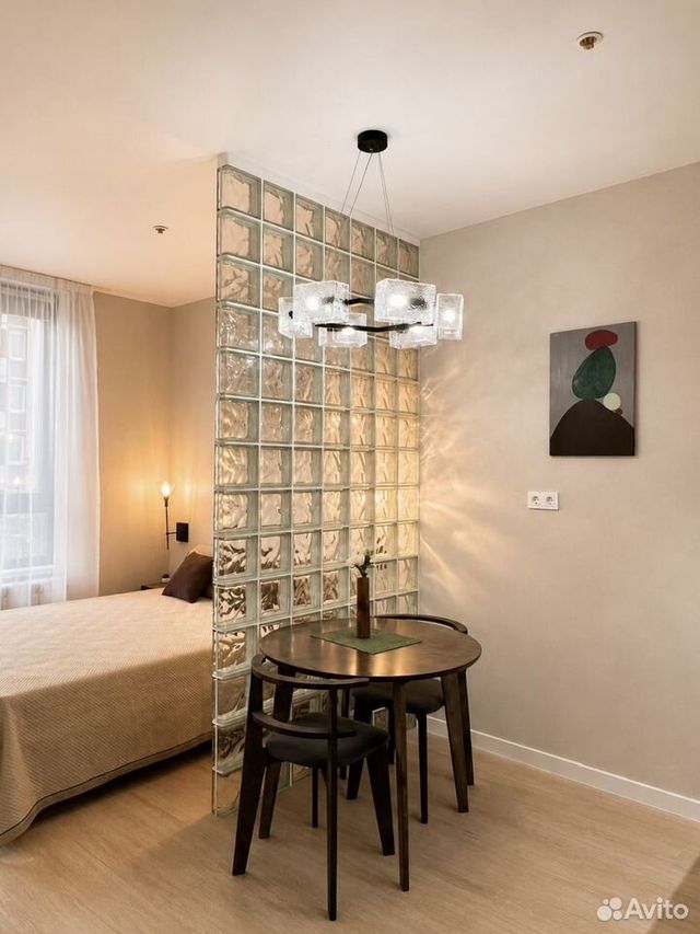 m. Maryina Roscha: Apartment, studio
