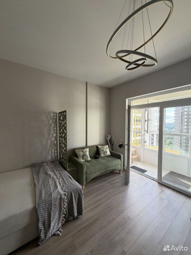 m. Strogino: Apartment, studio