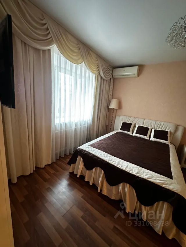 m. Ilyinskaya: Apartment, 2-rooms