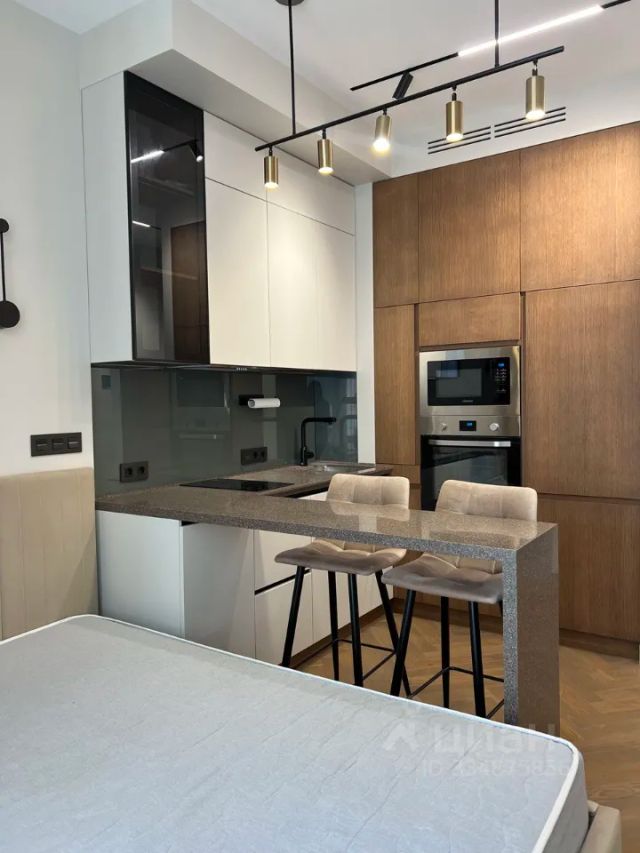 m. Petrovsky park: Apartment, studio