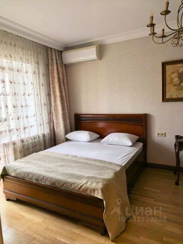 m. Baumanskaya: Apartment, 1-rooms