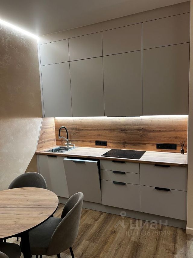m. Alekseevskaya: Apartment, studio
