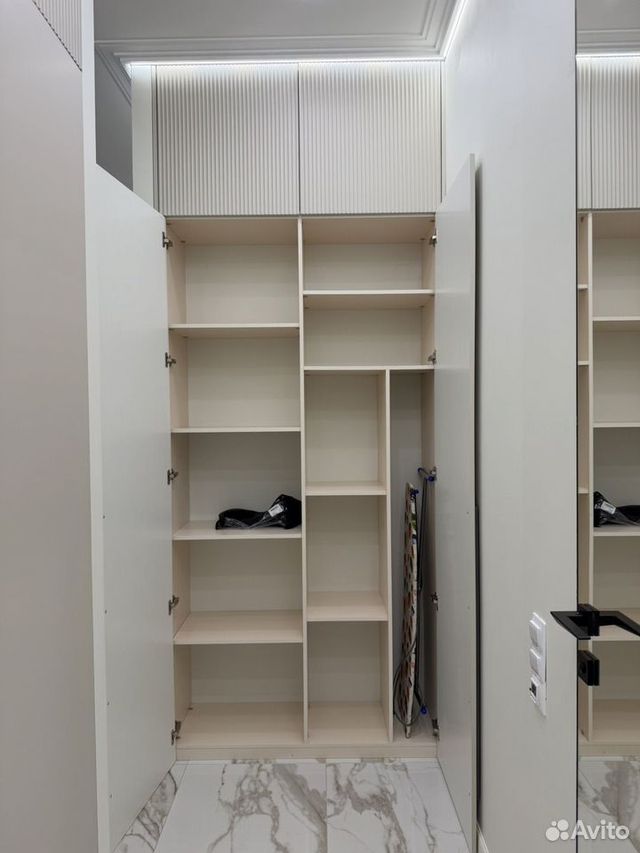 m. ZIL: Apartment, 1-rooms
