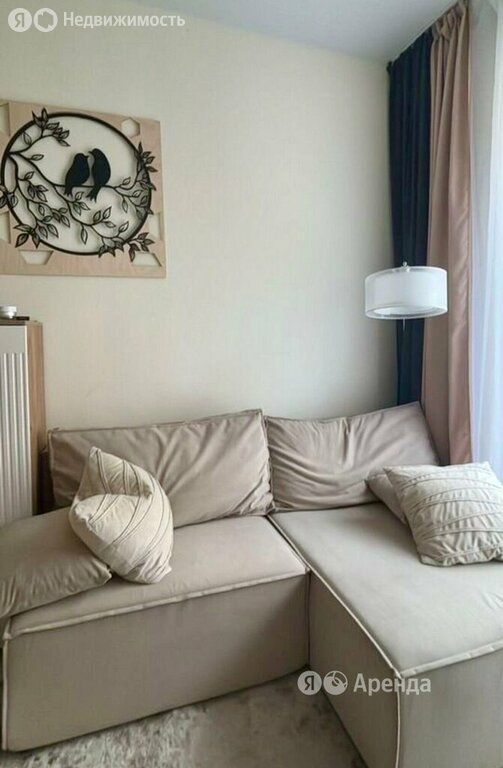 m. ZIL: Apartment, 1-rooms
