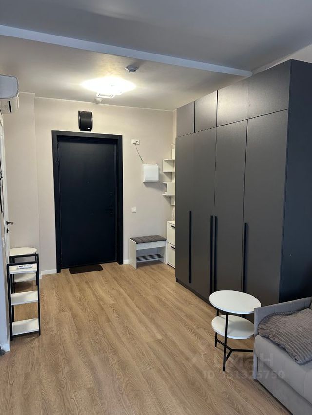 m. Strogino: Apartment, studio