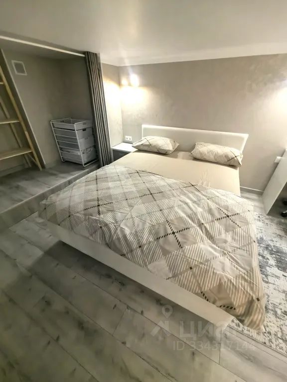 m. Botanichesky sad: Apartment, studio
