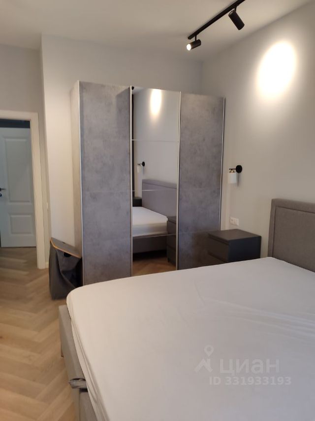 m. Aminyevskaya: Apartment, 2-rooms