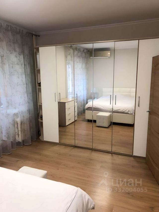 m. Krasny Baltiets: Apartment, 2-rooms