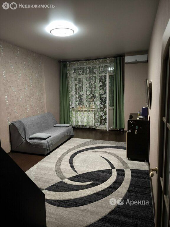 m. Fabrichnaya: Apartment, 1-rooms