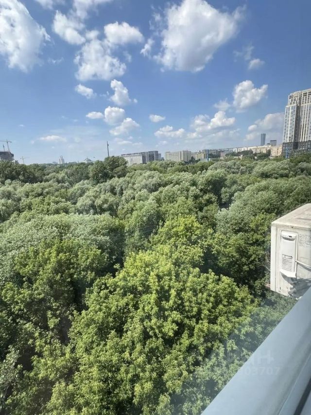 m. Kutuzovskaya: Apartment, studio