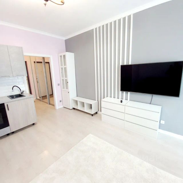 m. Strogino: Apartment, studio