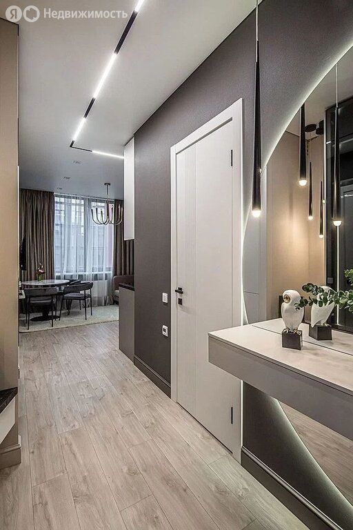 m. ZIL: Apartment, 1-rooms