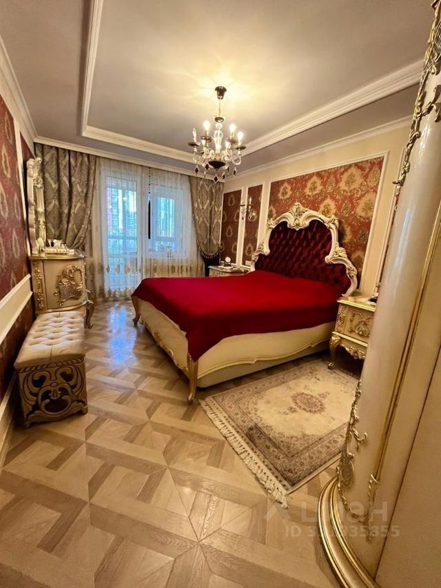 m. Aminyevskaya: Apartment, 3-rooms