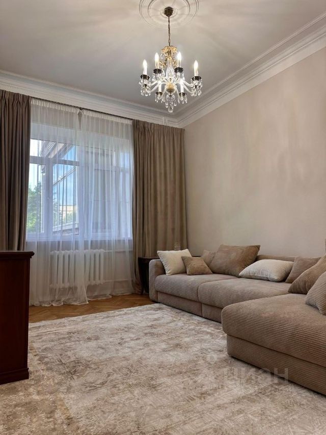 m. Kutuzovskaya: Apartment, 2-rooms
