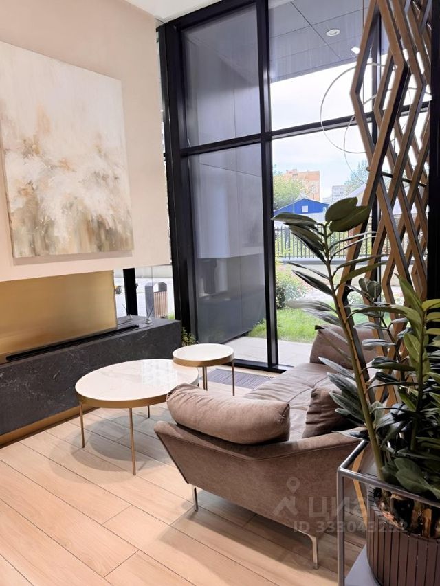m. Rabochy Poselok: Apartment, studio