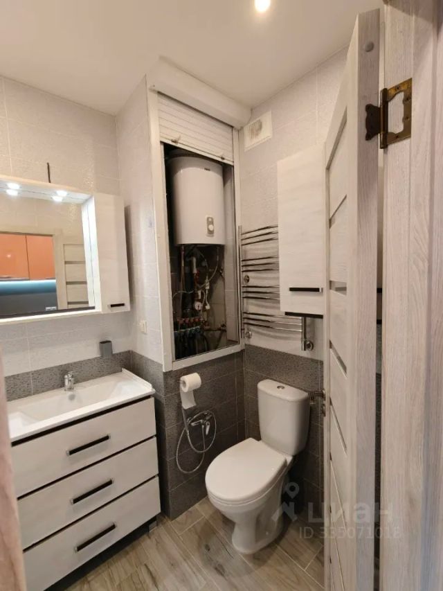 m. Krasnogorskaya: Apartment, studio