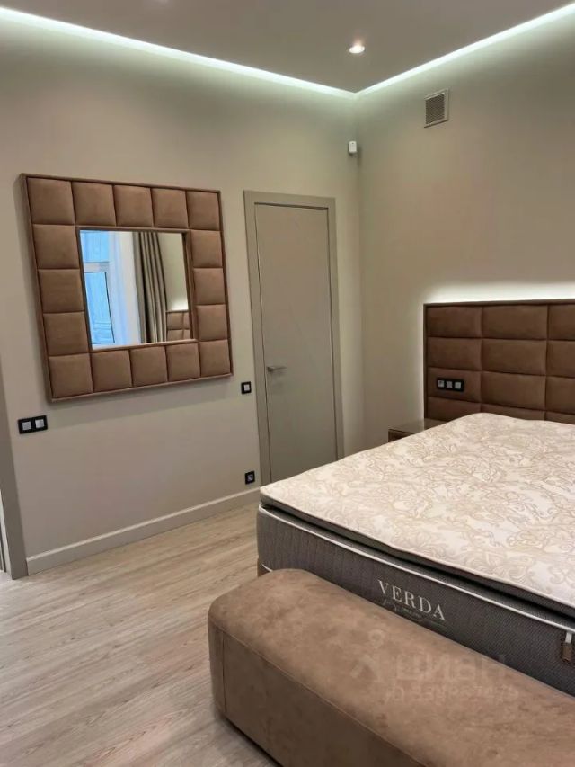 m. Smolenskaya: Apartment, 3-rooms