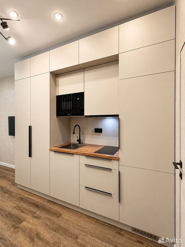 m. Pavshino: Apartment, studio