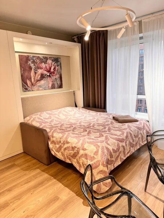 m. Opalikha: Apartment, studio