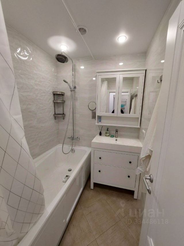 m. Ilyinskaya: Apartment, 2-rooms