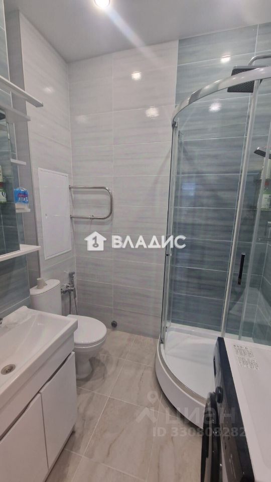 m. Solnechnaya: Apartment, 3-rooms