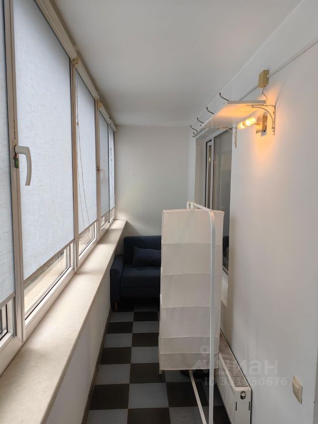 m. Ploschad trekh vokzalov: Apartment, 1-rooms